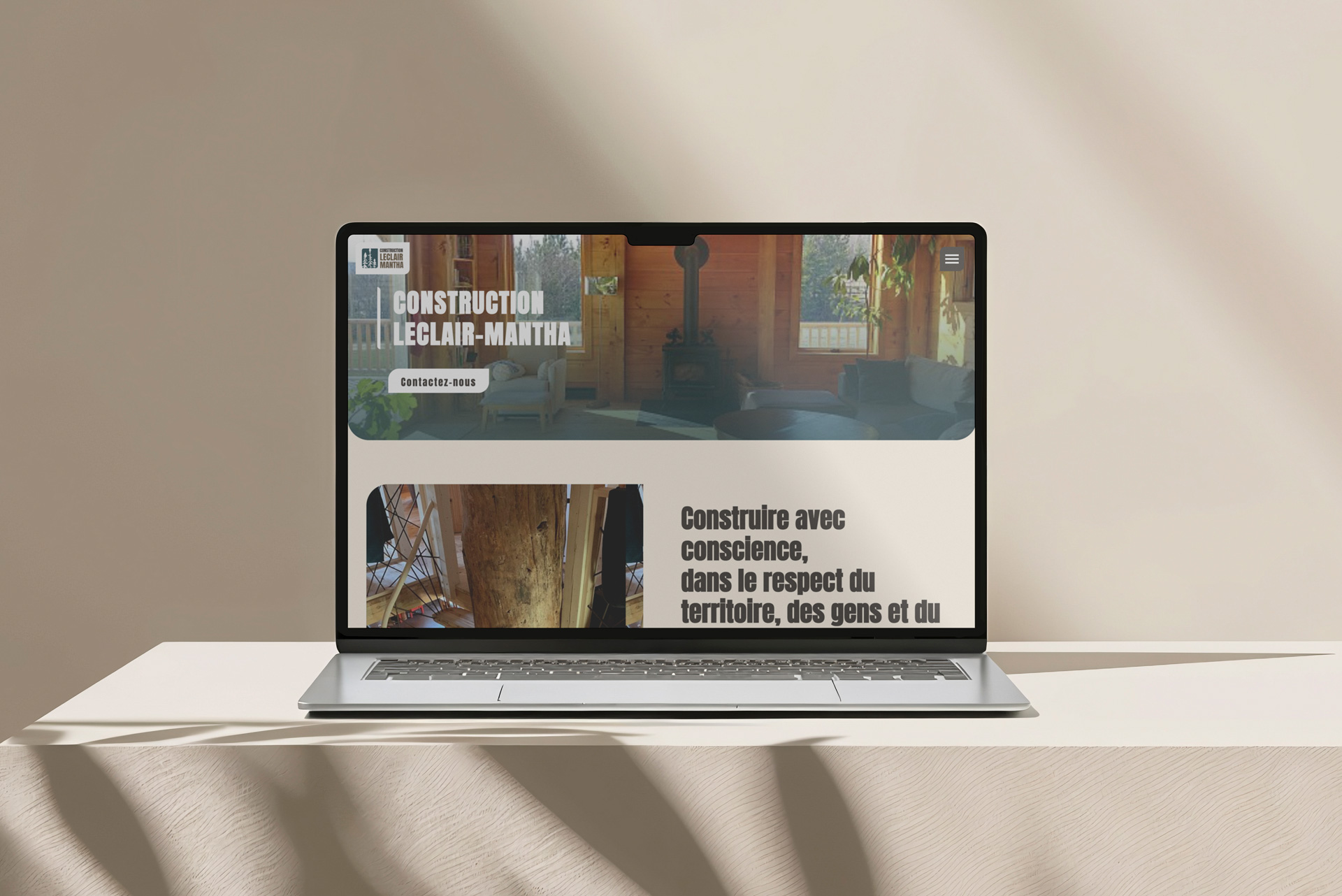 Site web Construction Leclair-Mantha sur ordinateur