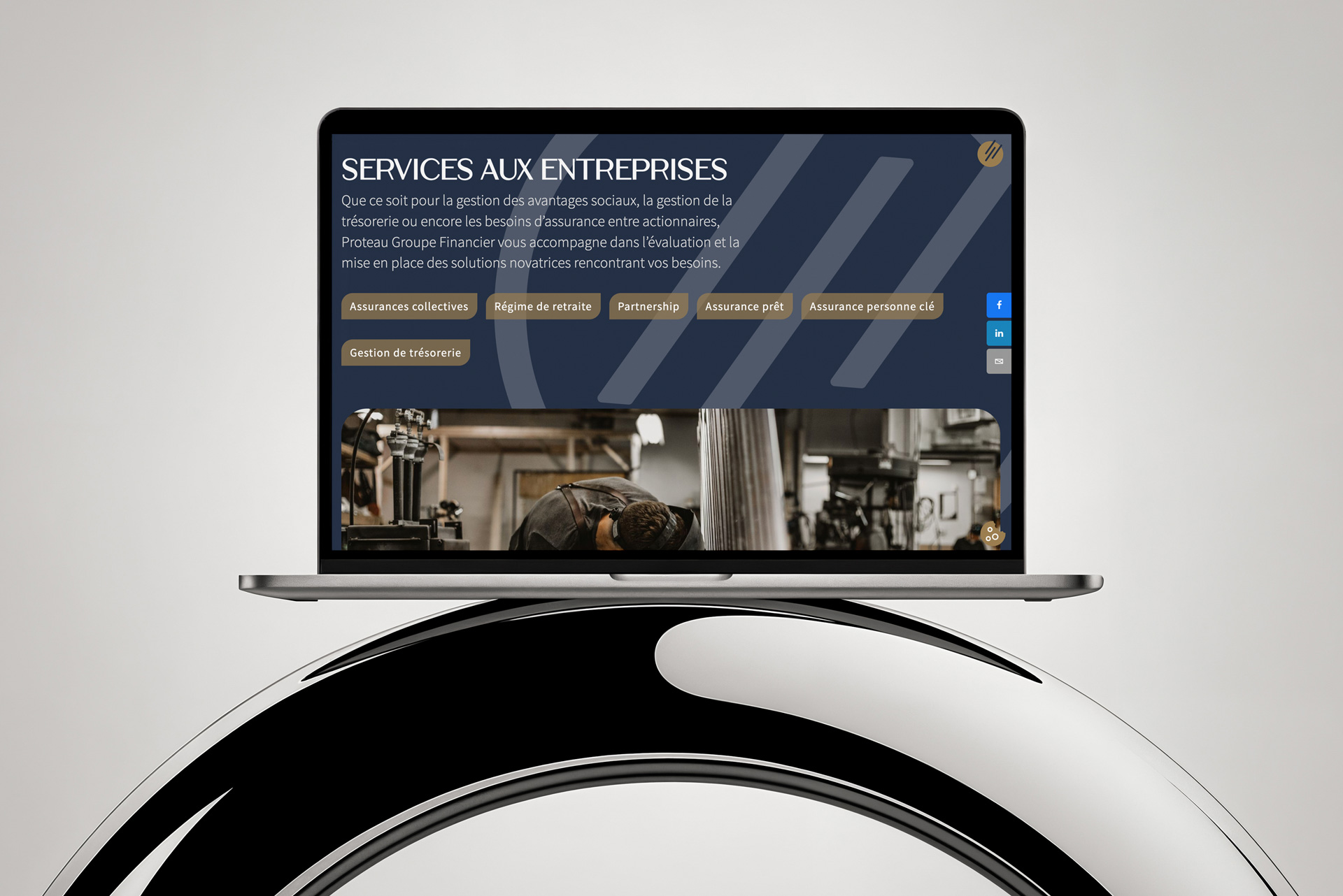 Site web Proteau Groupe Financier sur ordinateur